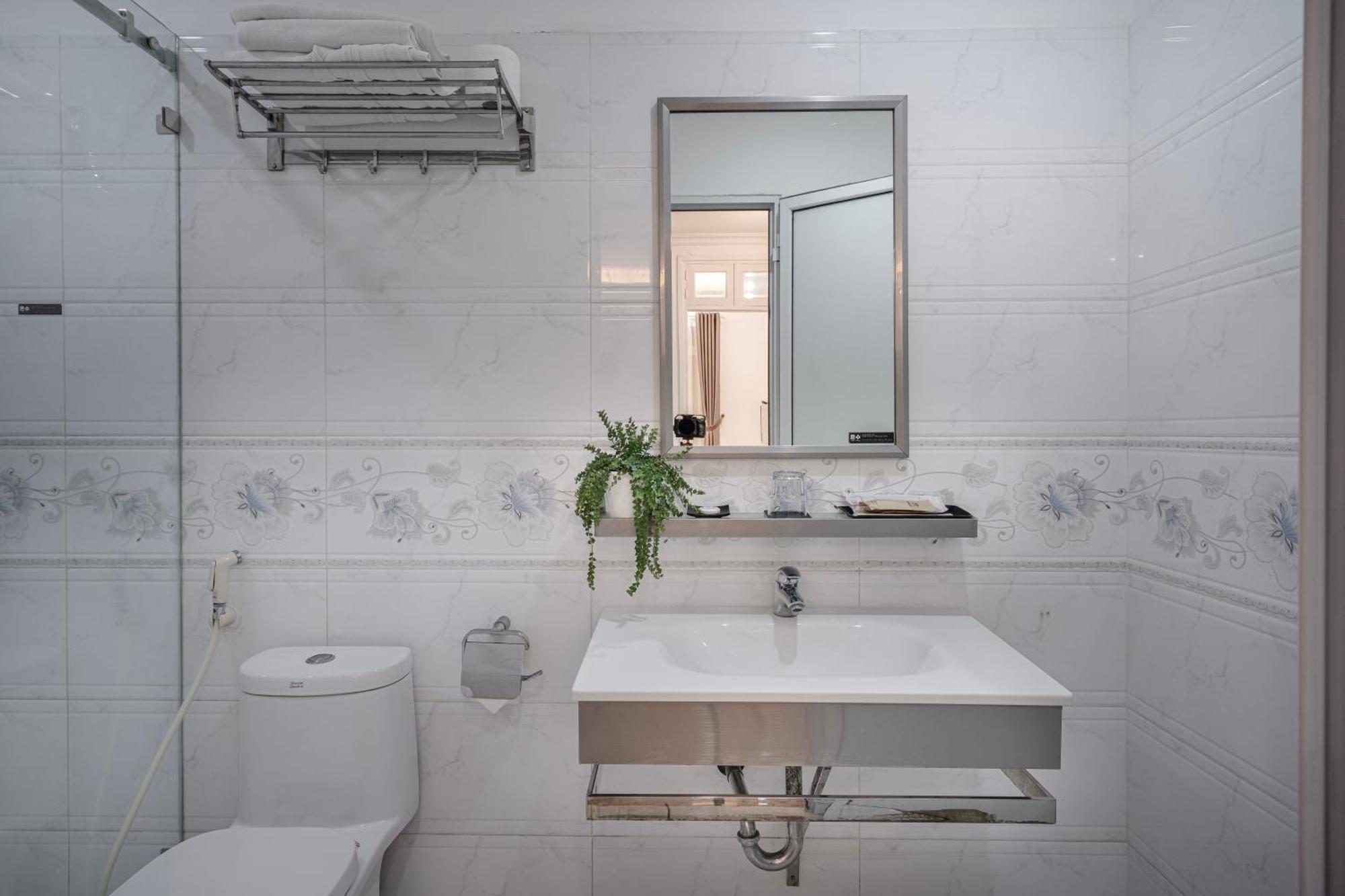그레이스 호텔 Grace Hotel & Residence Hà Nội Ngoại thất bức ảnh